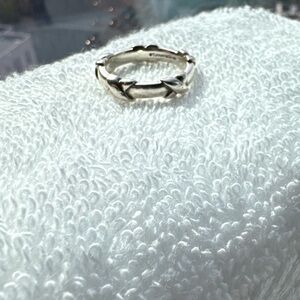 Silver authentic XOXO Tiffany&Co. size 7 ring